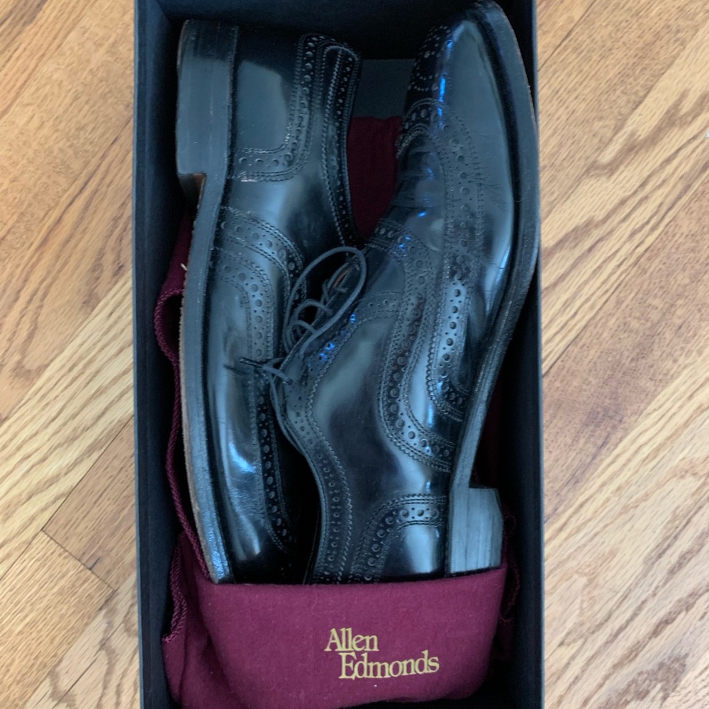 Allen Edmonds McAllister Wingtip Brogue Oxford Dress Shoes Size 11D with Box